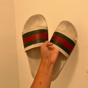 AUTHENTIC GUCCI SLIDES MEN SIZE 11 USED